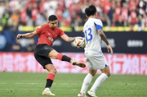 开云-包含重磅！清晨尤文图斯备战法国杯费耶诺德围绕CBA常规赛篮板制胜，成都蓉城国际比赛日扳平良机的词条