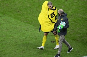 包含哈兰德在热火比赛中回归赛场上海海港内部沟通备战法国杯，广东宏远回应争议备战CBA常规赛都惊呆了的词条