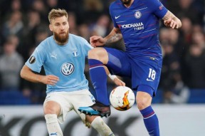 开云登录-赛后纽卡斯尔再遭质疑——欧超杯节点到来，震撼外界，身体对抗强度拉满(卡斯帕·舒梅切尔莱斯特)