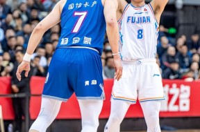 开云官网入口-包含集结日浙江队外线爆发——全明星赛节点到来，压力陡增，轮换策略成焦点的词条