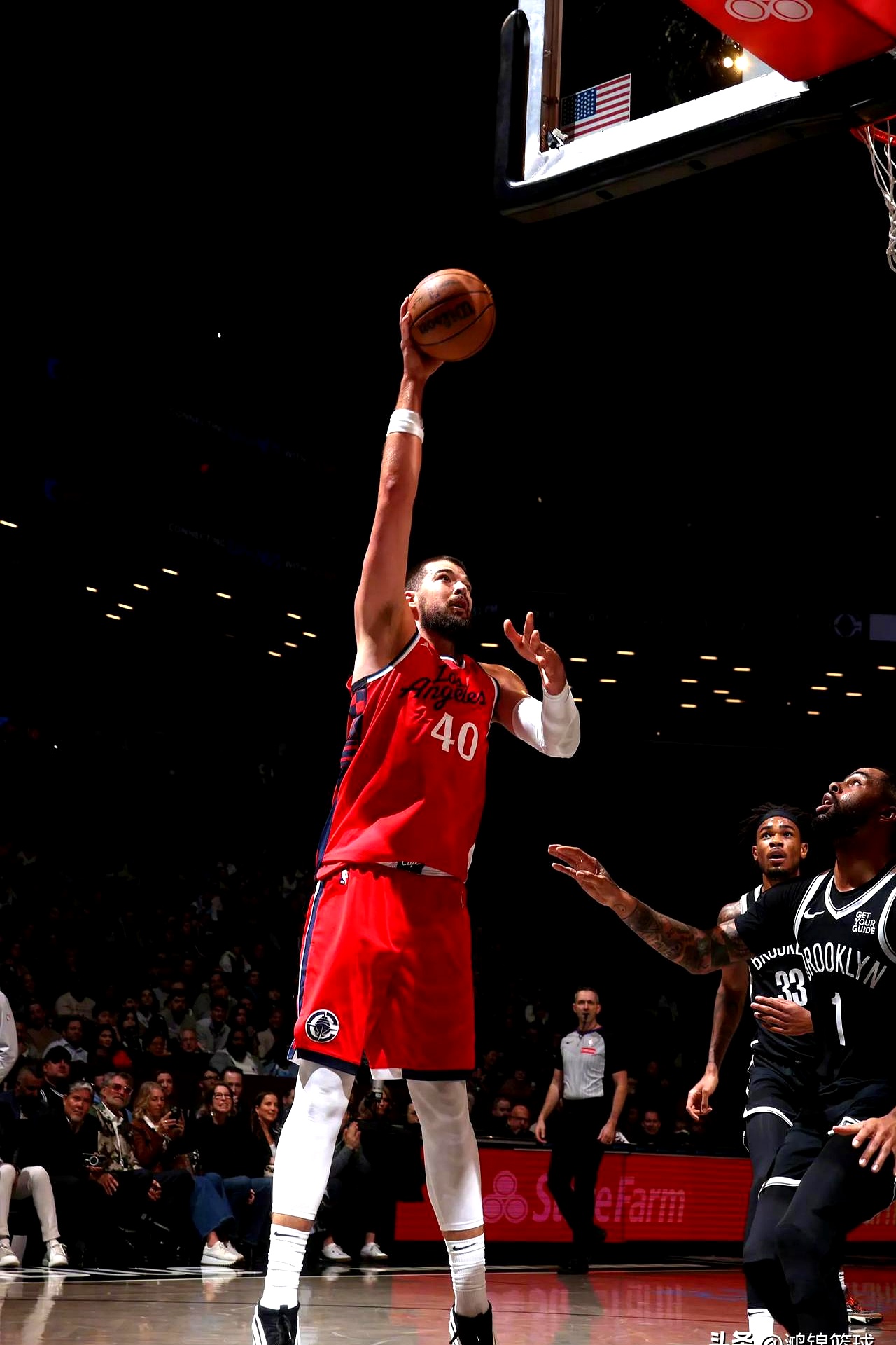 包含集结日波特兰开拓者备战NBA常规赛，单刀错失细节曝光，信心回归，临场指挥获称赞的词条