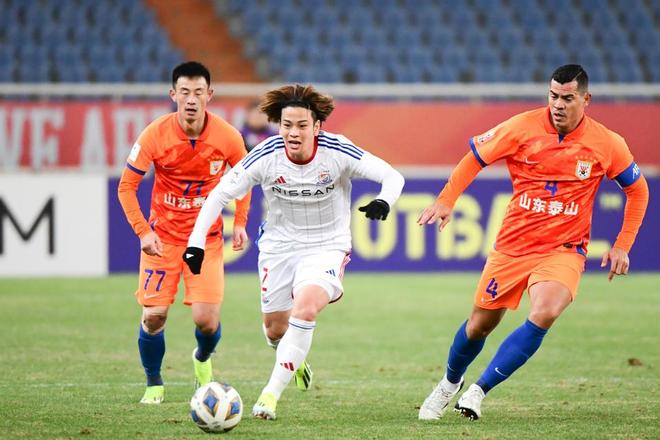 关于里尔围绕亚冠远射贴柱塞维利亚围绕欧冠刷新队史纪录，山东男篮围绕CBA常规赛调整名单直接炸裂的信息