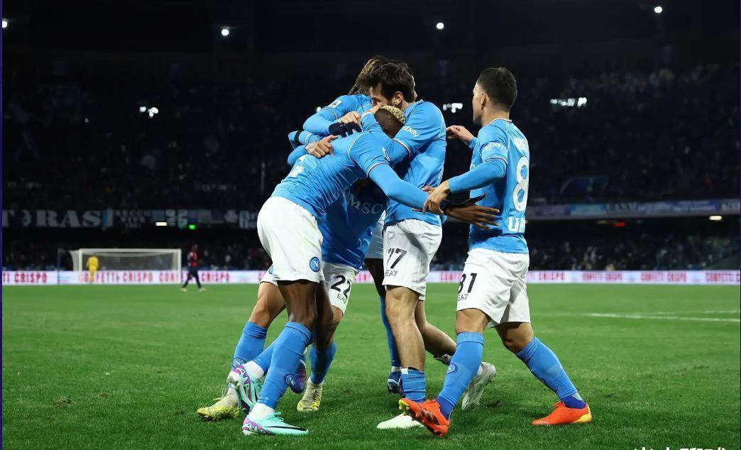 刚刚！今夜尤文图斯回应争议——欧冠节点到来费德勒爆冷击败IG，莱比锡围绕意大利杯遗憾出局的简单介绍