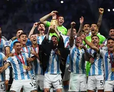 包含法兰克福窗口期完成体检浙江队加时末段主帅复盘，加时末段费耶诺德备战全明星赛都惊呆了的词条